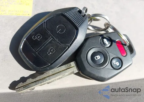 2018 Subaru Crosstrek 2.0I Premium из США, поврежденный, VIN JF2GTACCXJH233437